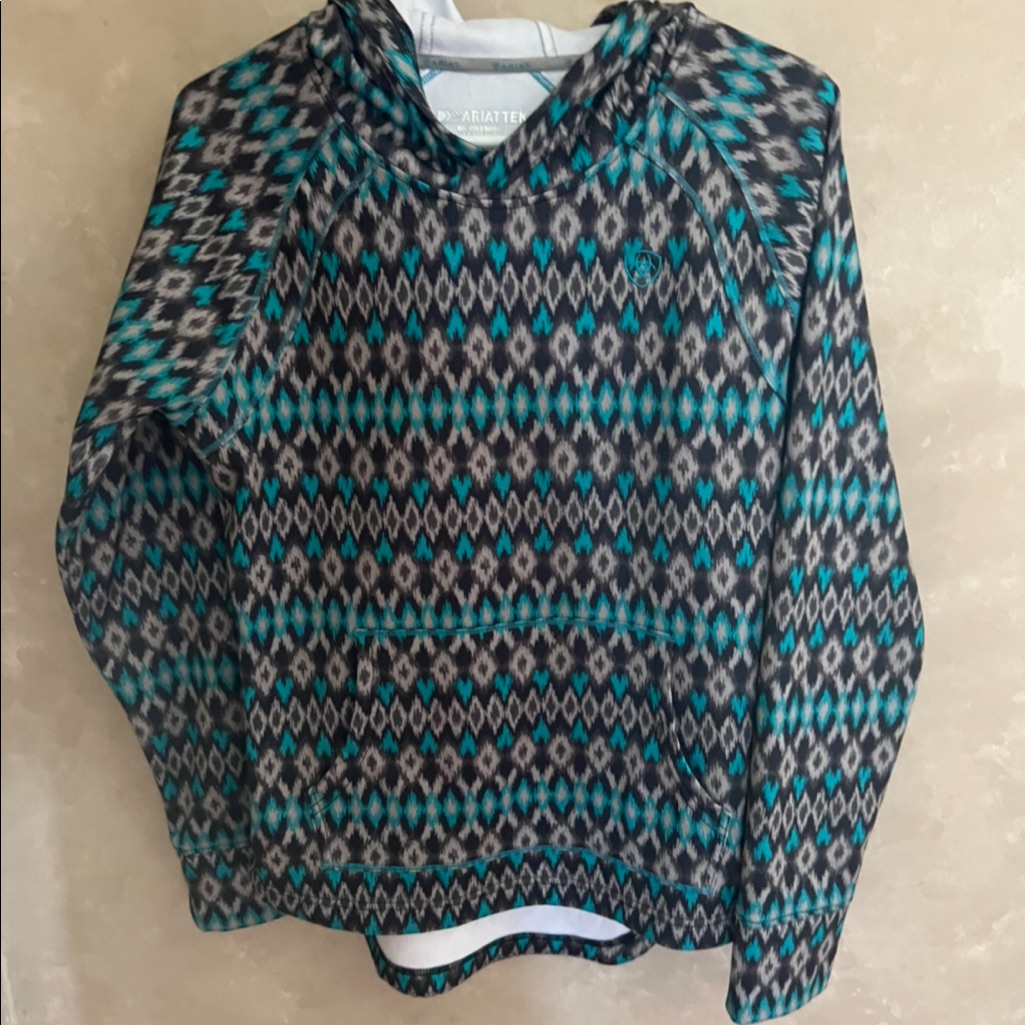 Pullover Top/Jacket From Ariat.